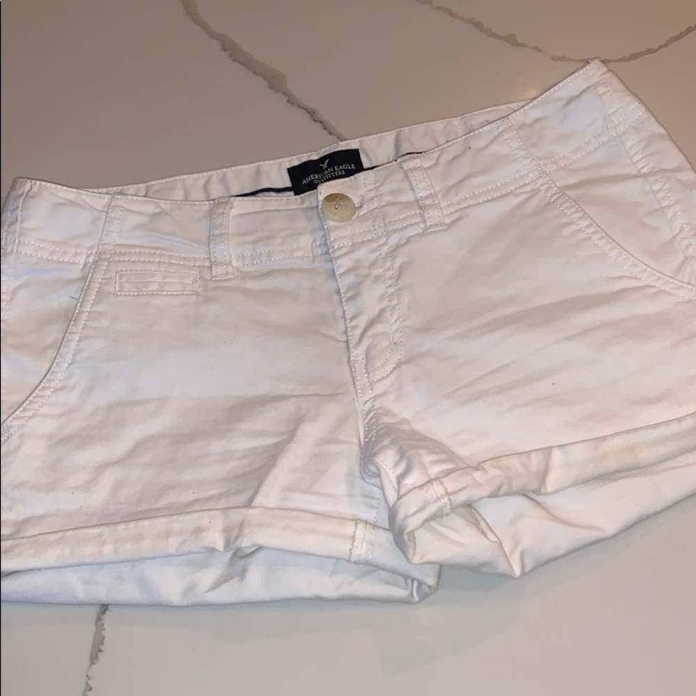 American Eagle white shorts